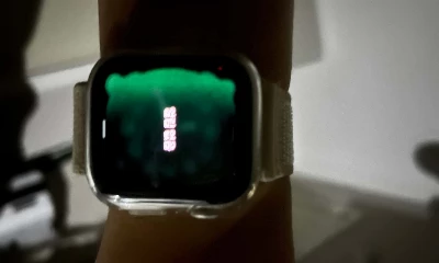 apple watch green tint issue being show