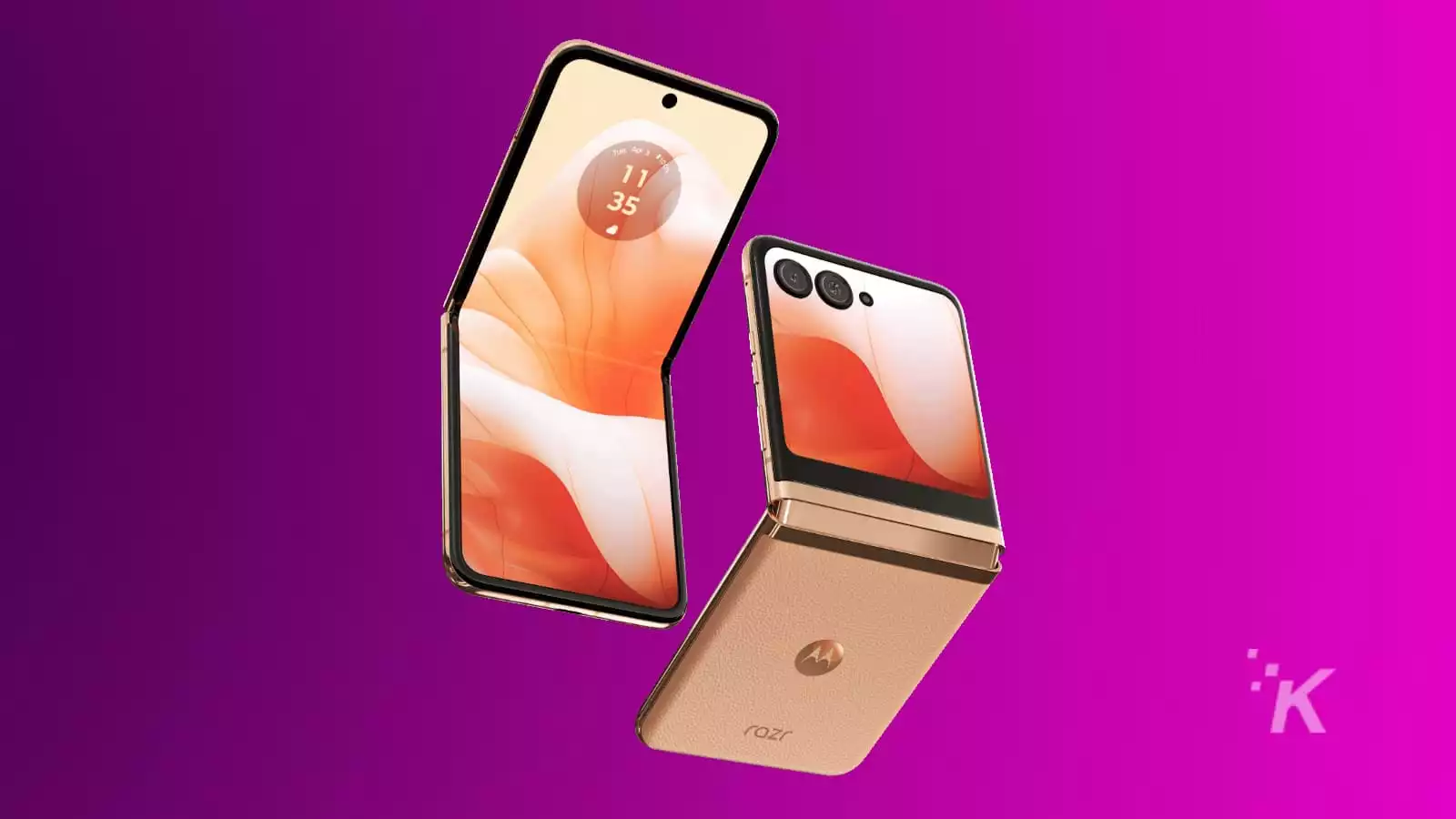 Motorola RAZR Plus Peach Fuzz