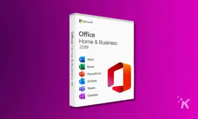 Microsoft Office 2019 Home & Business packaging.