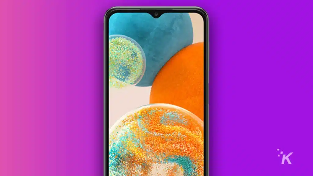 smartphone with pinhole camera