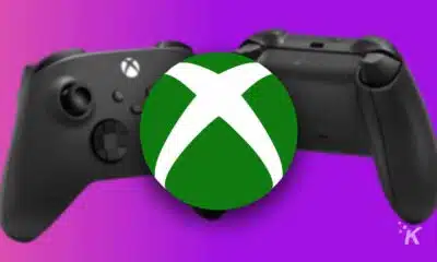 xbox logo blurred background
